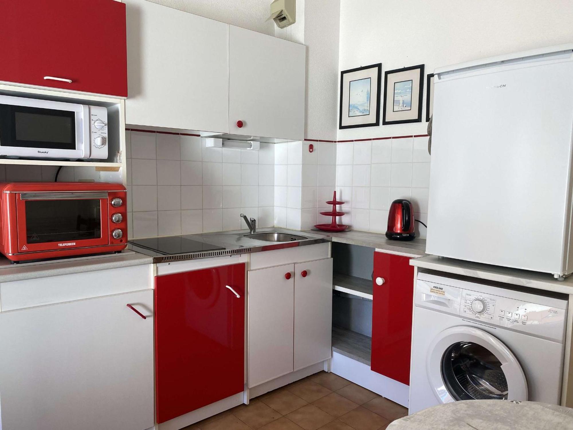 Studio Cosy Avec Terrasse, Parking, Proche Thermes - Balaruc-Les-Bains - Fr-1-553-89 エクステリア 写真